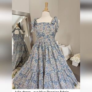 MOME dress Sz M NWT daydress